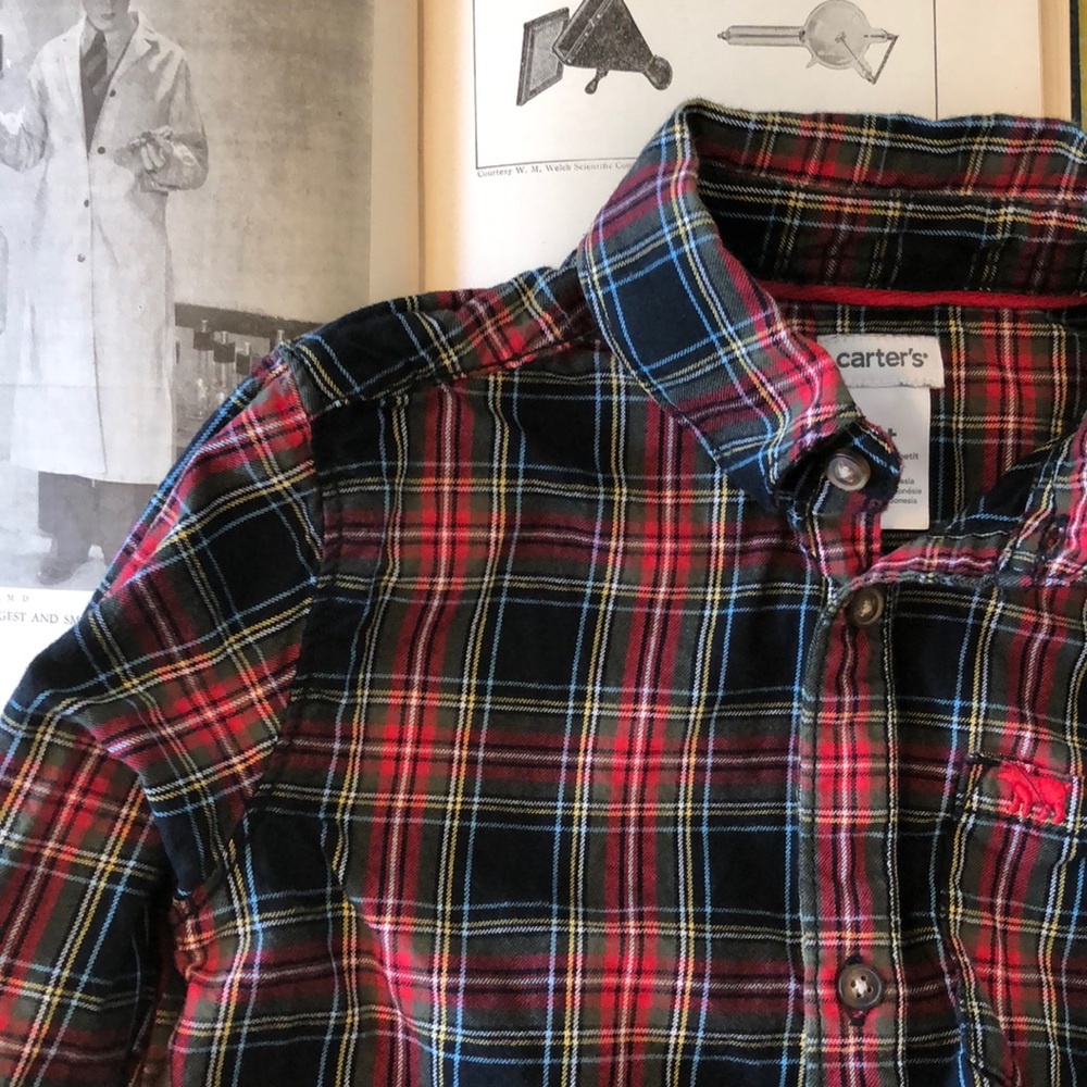 Carter’s Boy’s Button Down Shirt 4T